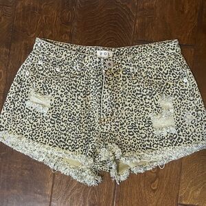 POL Animal Print Distressed Jean Shorts NWOT size Small